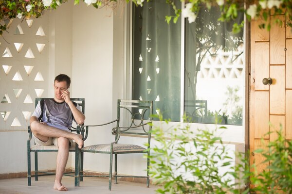 young-man-phone_1163-3423